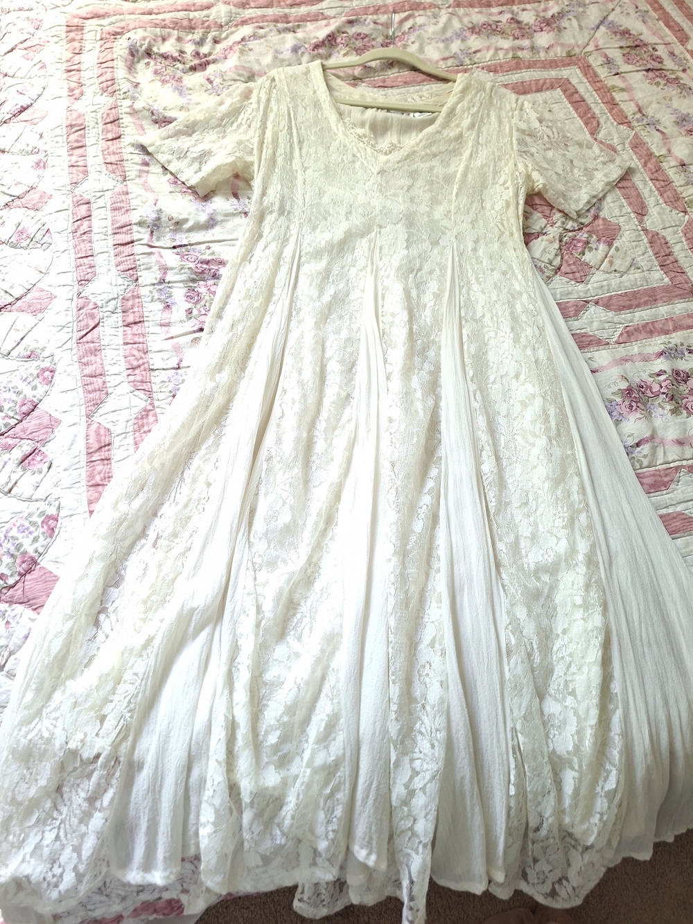 Vintage-Inspired Lace Wedding Dress | Ivory Boho Bridal Maxi | Flowing A-Line